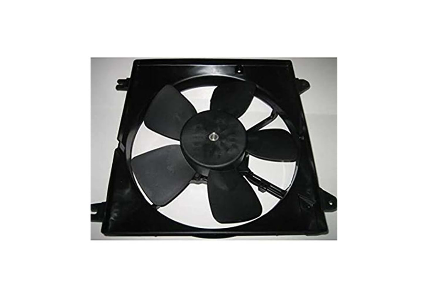 RADYATÖR FAN MOTOR VE DAVLUMBAZI KOMPLE LACETTİ 1.6 2 FİŞLİ -MANDO-